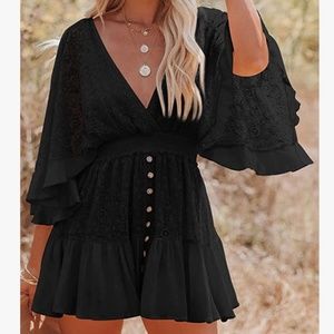 NWOT V Neck Batwing Sleeve Backless Crochet Ruffles Lace Mini Dresses Size Small